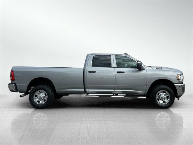 2024 RAM 2500 Tradesman Crew Cab 4x4 8 Box 2024 RAM 2500 Tradesman Crew Cab 4x4 8 Box