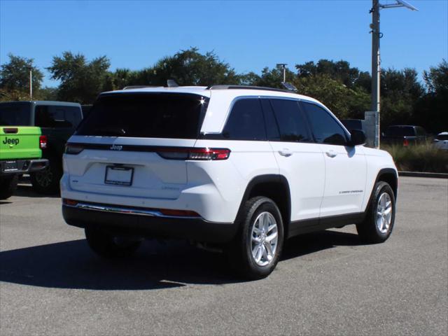 2025 Jeep Grand Cherokee GRAND CHEROKEE LAREDO X 4X2