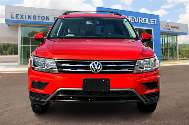 2019 Volkswagen Tiguan 2.0T SEL R-Line 2019 Volkswagen Tiguan 2.0T SEL R-Line