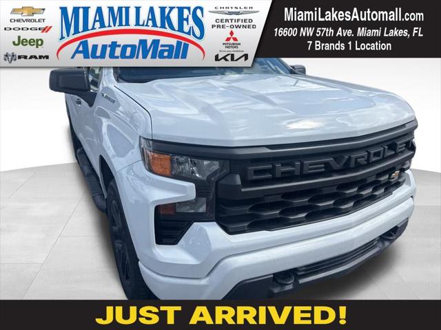 2022 Chevrolet Silverado 1500 2WD Crew Cab Short Bed Custom