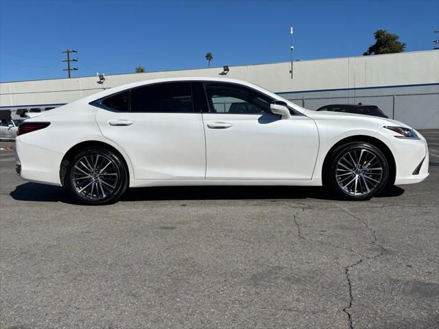 2023 Lexus ES 300h 300h 2023 Lexus ES 300h 300h