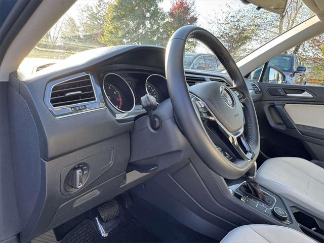 2019 Volkswagen Tiguan 2.0T SE 2019 Volkswagen Tiguan 2.0T SE