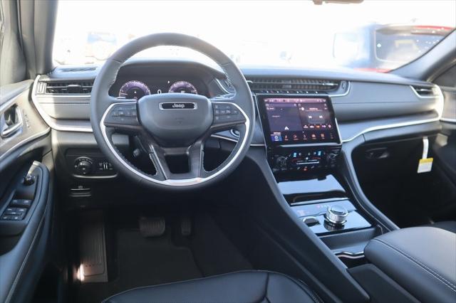 2025 Jeep Grand Cherokee GRAND CHEROKEE L LIMITED 4X4 2025 Jeep Grand Cherokee GRAND CHEROKEE L LIMITED 4X4