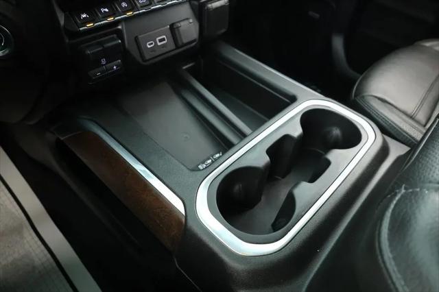 2020 GMC Sierra 1500 4WD Crew Cab Short Box Denali