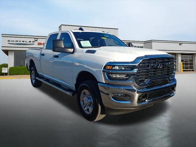 2025 Ram 2500 Tradesman Crew Cab 4x4 6'4" Box