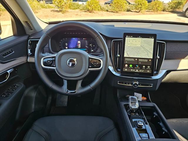 2025 Volvo XC90 B6 Plus 7-Seater