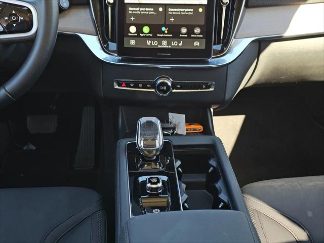 2025 Volvo XC90 B6 Plus 7-Seater