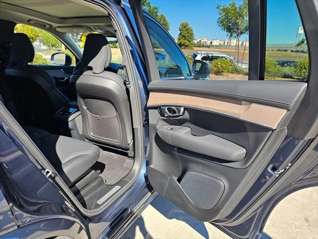 2025 Volvo XC90 B6 Plus 7-Seater