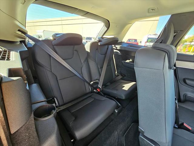 2025 Volvo XC90 B6 Plus 7-Seater