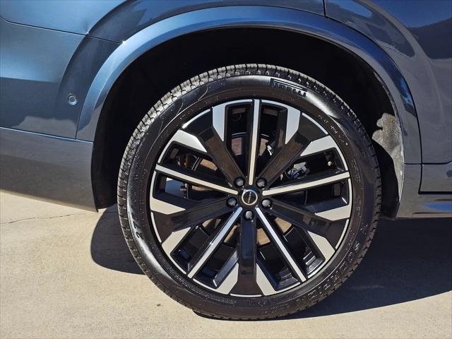 2025 Volvo XC90 B6 Plus 7-Seater