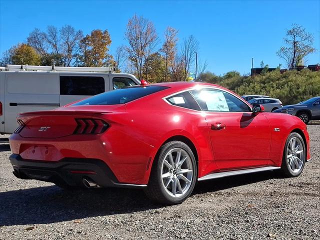 2025 Ford Mustang GT Premium Fastback
