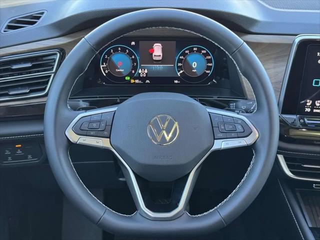 2026 Volkswagen Atlas SE with Technology
