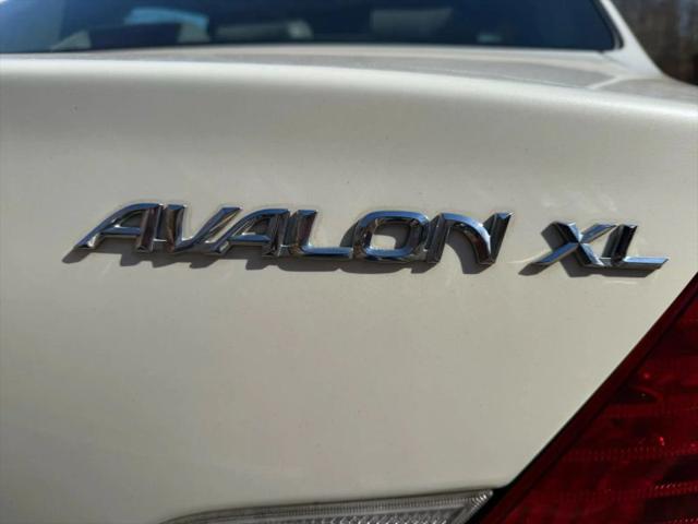 2001 Toyota Avalon XL