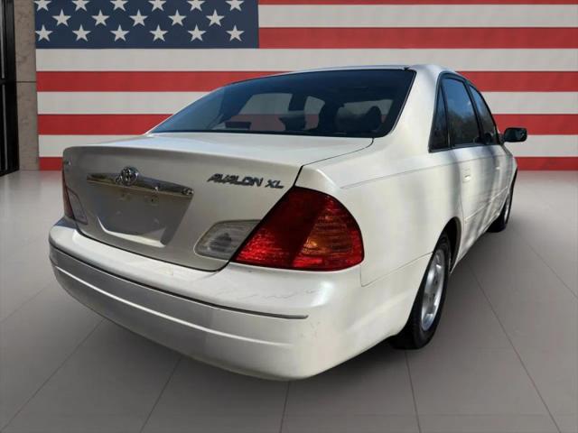 2001 Toyota Avalon XL