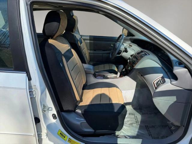 2001 Toyota Avalon XL