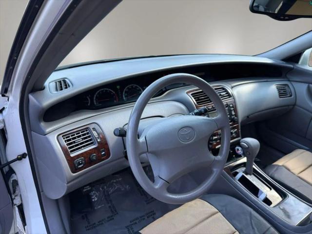 2001 Toyota Avalon XL