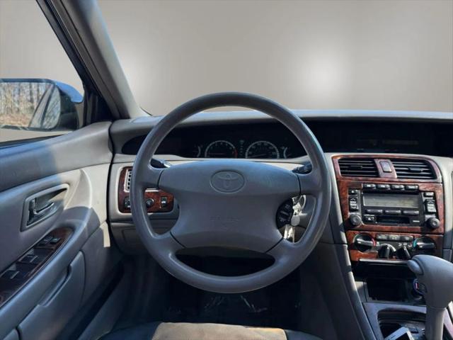 2001 Toyota Avalon XL