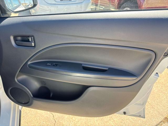 2019 Mitsubishi Mirage ES