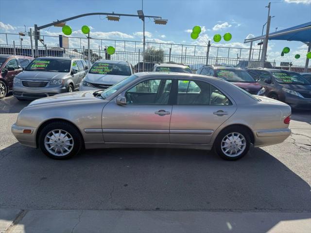 2000 Mercedes-Benz E 320 4M