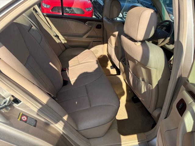 2000 Mercedes-Benz E 320 4M