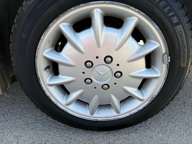 2000 Mercedes-Benz E 320 4M