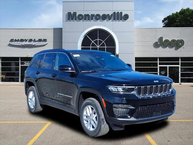 2025 Jeep Grand Cherokee Laredo X 4x4 for sale in Monroeville, PA