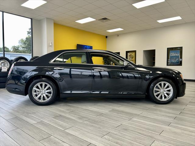 2014 Chrysler 300 Unknown