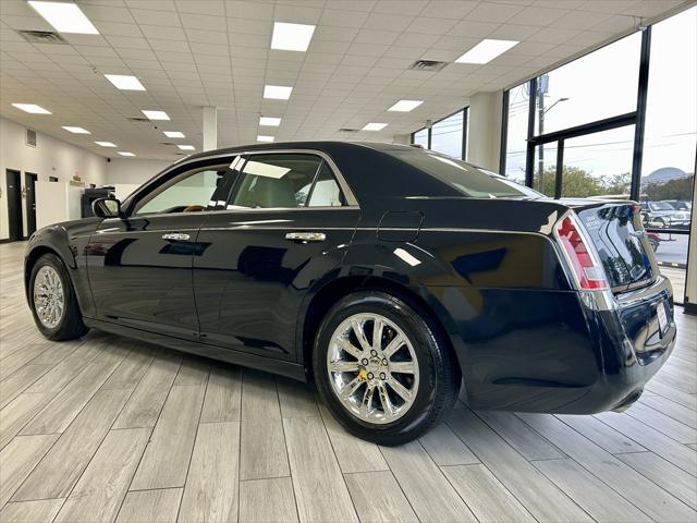 2014 Chrysler 300 Unknown