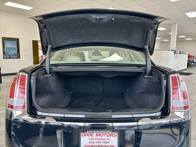 2014 Chrysler 300 Unknown