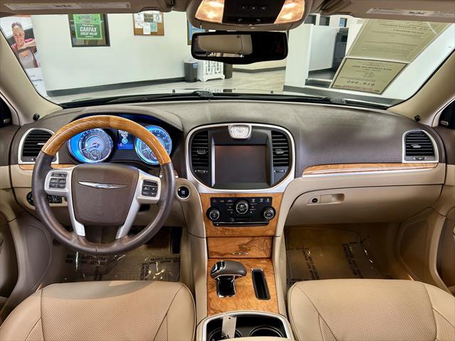 2014 Chrysler 300 Unknown