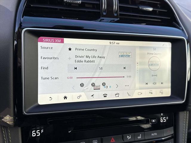 2017 Jaguar F-PACE 35t R-Sport 2017 Jaguar F-PACE 35t R-Sport