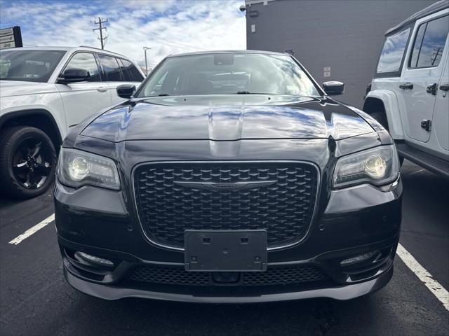 2022 Chrysler 300 Touring L AWD 2022 Chrysler 300 Touring L AWD