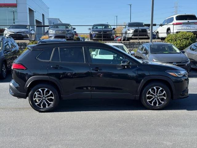 2023 Toyota Corolla Cross Hybrid SE