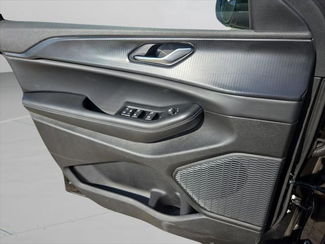 2025 Jeep Grand Cherokee Altitude X 4x2