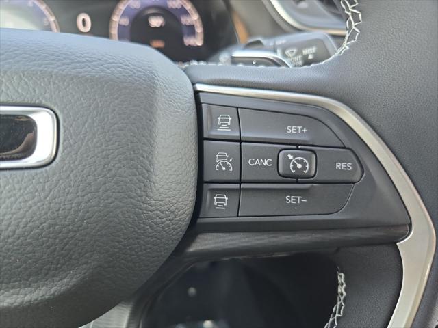 2025 Jeep Grand Cherokee Altitude X 4x2
