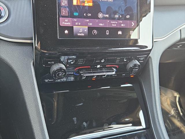 2025 Jeep Grand Cherokee Altitude X 4x2