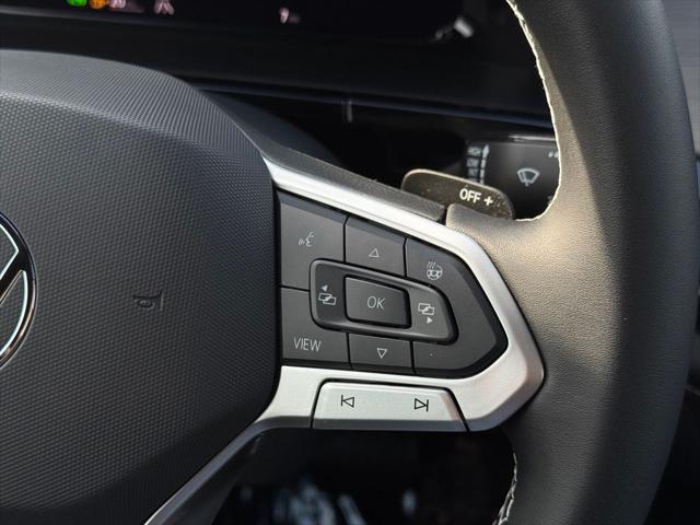 2026 Volkswagen Atlas Cross Sport 2.0T SE w/Technology
