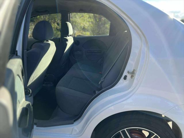 2004 Chevrolet Aveo LS