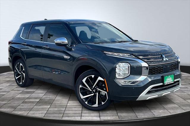 2025 Mitsubishi Outlander PHEV SE S-AWC