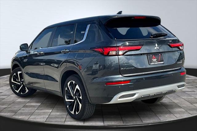 2025 Mitsubishi Outlander PHEV SE S-AWC