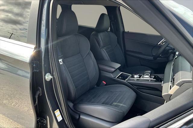 2025 Mitsubishi Outlander PHEV SE S-AWC