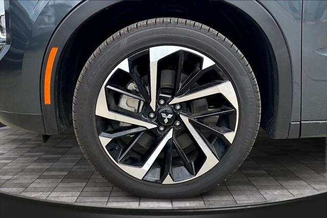 2025 Mitsubishi Outlander PHEV SE S-AWC