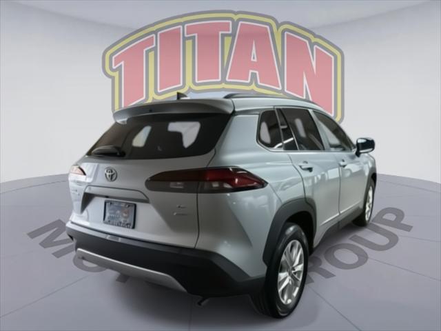 2026 Toyota Corolla Cross LE [2]