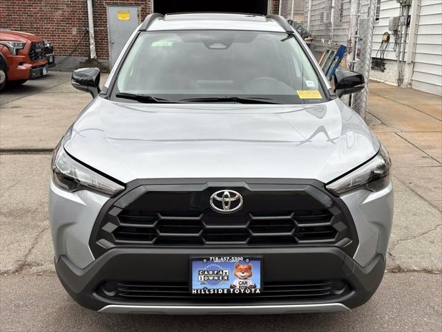 2026 Toyota Corolla Cross LE [18]