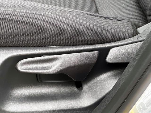 2026 Toyota Corolla Cross LE [24]