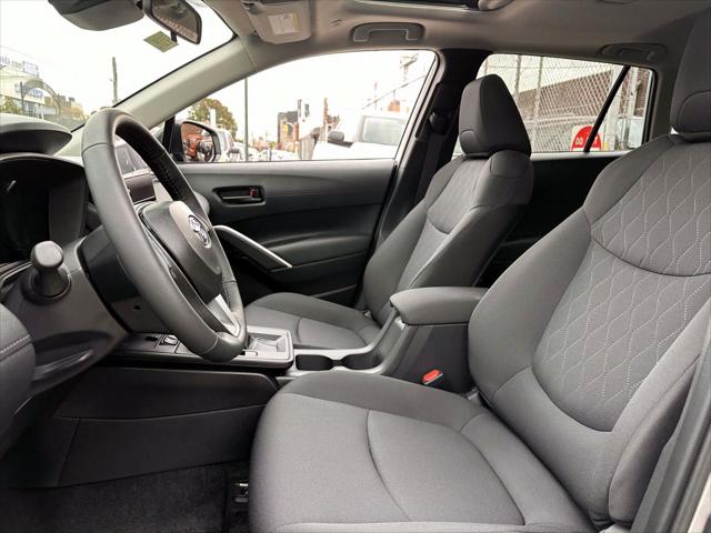 2026 Toyota Corolla Cross LE [26]