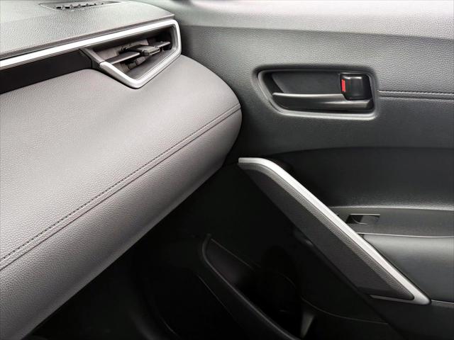 2026 Toyota Corolla Cross LE [36]