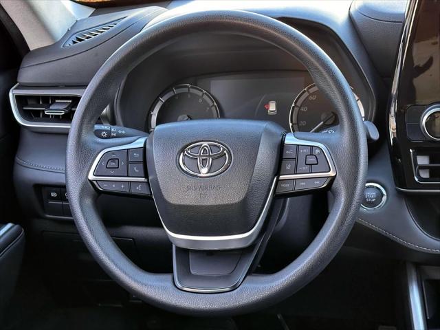 2023 Toyota Highlander L [16]