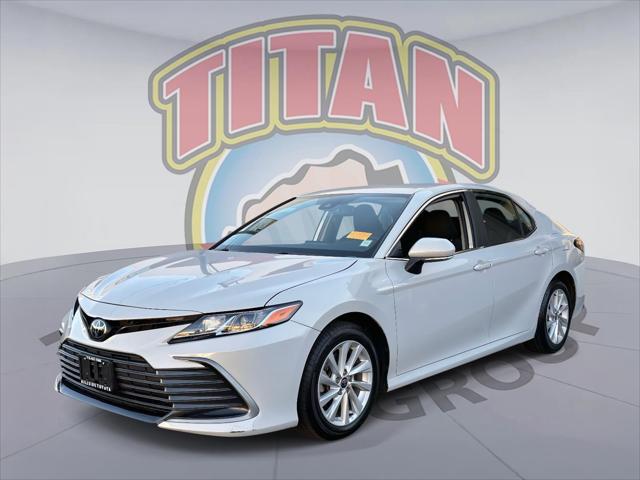 2023 Toyota Camry LE [1]