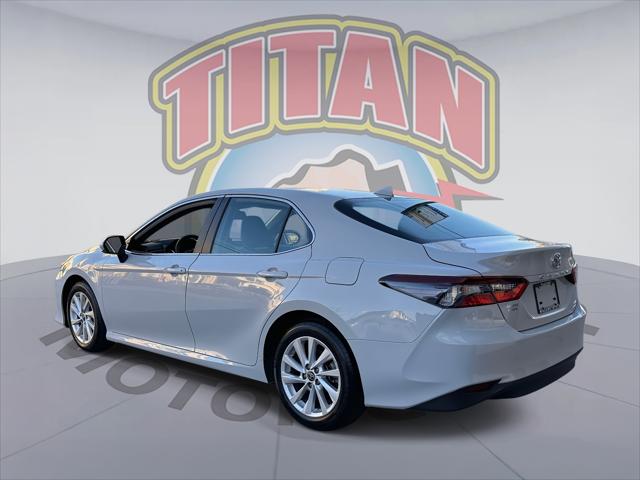 2023 Toyota Camry LE [2]